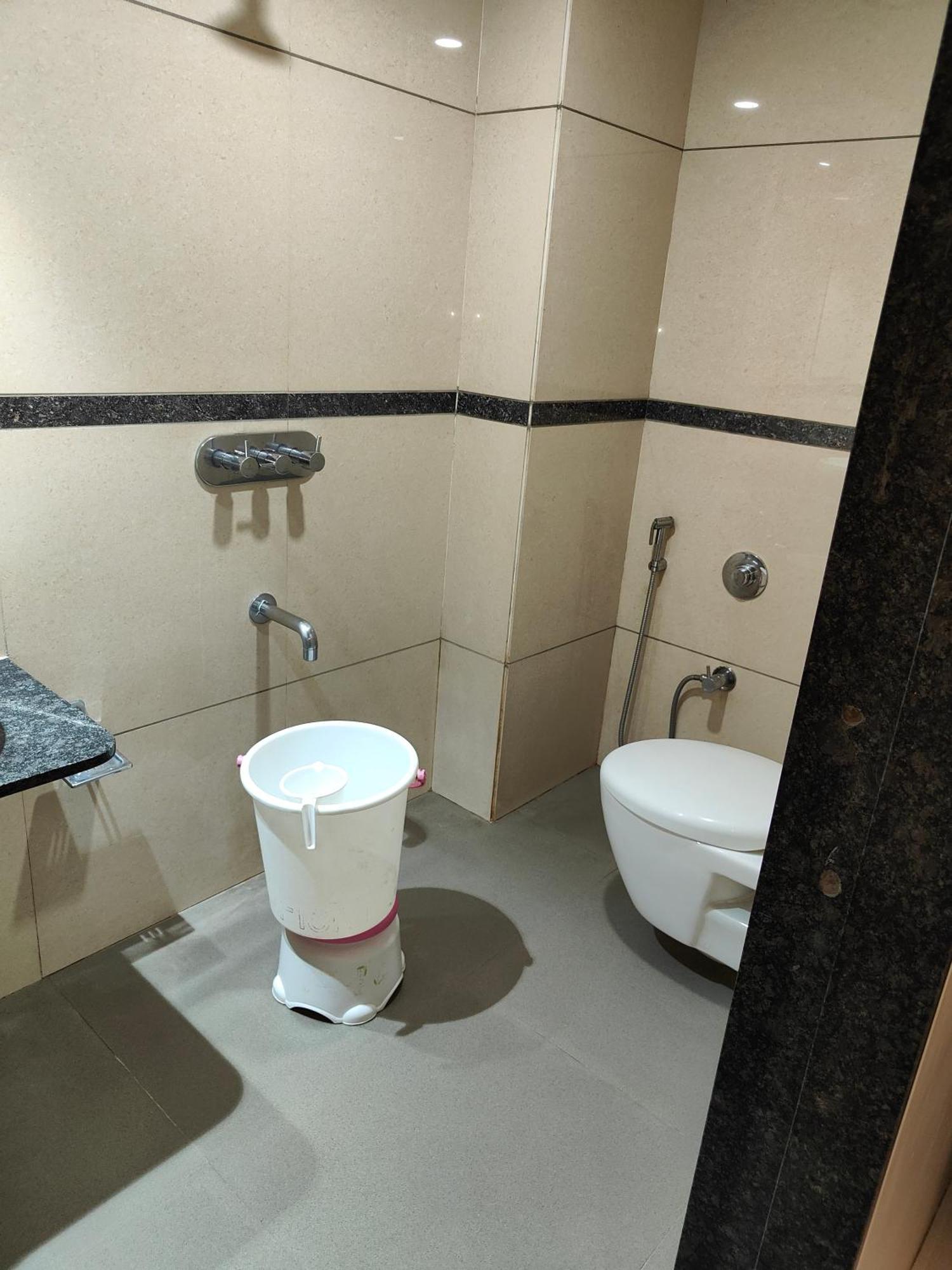 Hotel Sahyog & Rooms Surat Bagian luar foto